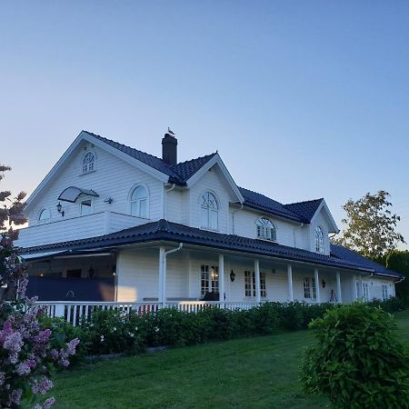Beach Front Villa In Tonsberg Norway Only July 20-25 Экстерьер фото